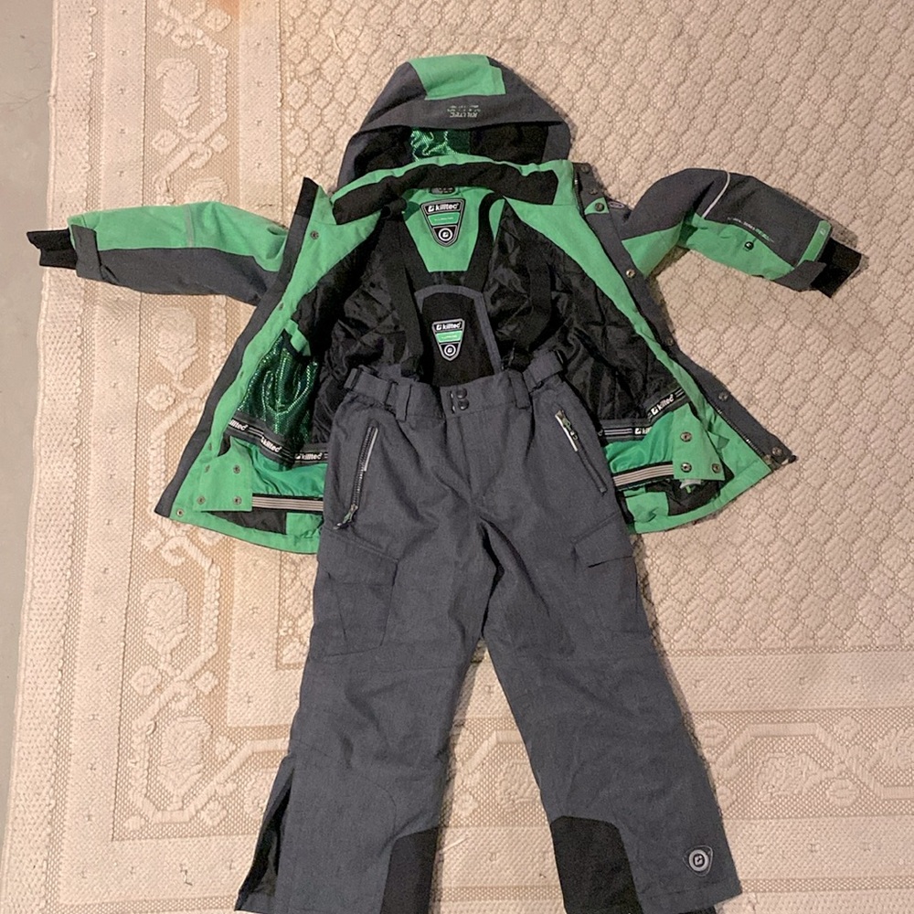 Kids 2-Piece snowboard or ski jacket and pants set